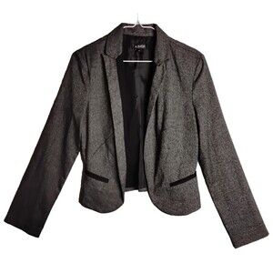 A Byer Womans  Short Gray Blazer  Waist Fitted Jacket Medium Long Sleeve